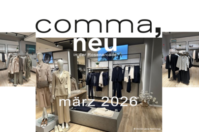 Ankündigung Neueröffnung comma. Kleidung in gediegenen Farben comma Logo in schwarzer Schrift 